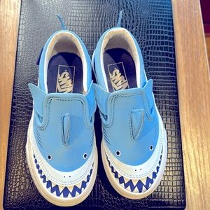 Vans Shark Slip On Sneaker